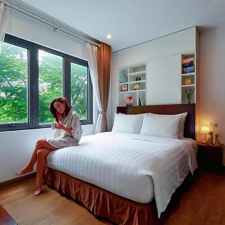 The Bloom Classic - Hotel And Bistro Hanoi Exterior photo